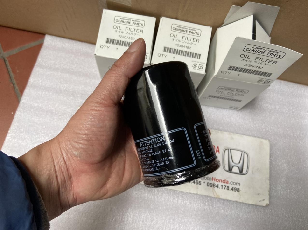 Lọc dầu nhớt động cơ Miviec xe Mitsubishi