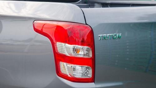Đèn hậu, Đèn lái sau xe Mitsubishi Triton 2015-2018 