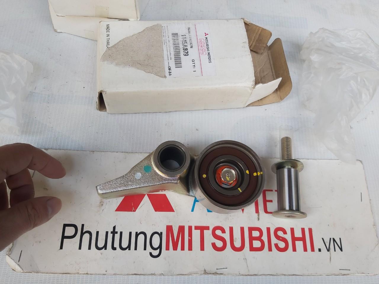 Bi tăng cam xe Mitsubishi Triton