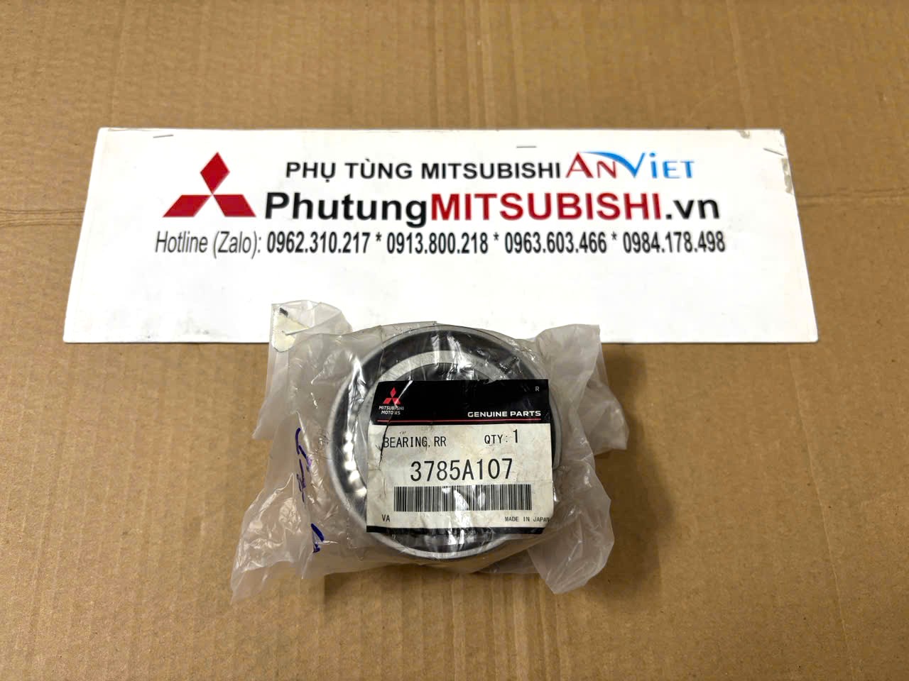 Bi láp sau xe Mitsubishi Triton 2024-2026 3785A107