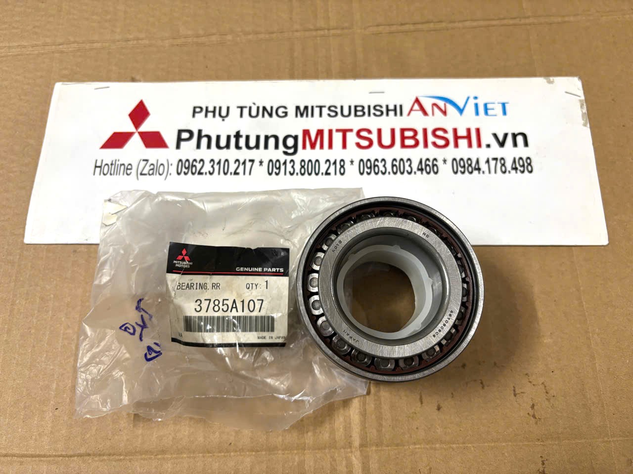 Bi láp sau xe Mitsubishi Triton 2024-2026 3785A107
