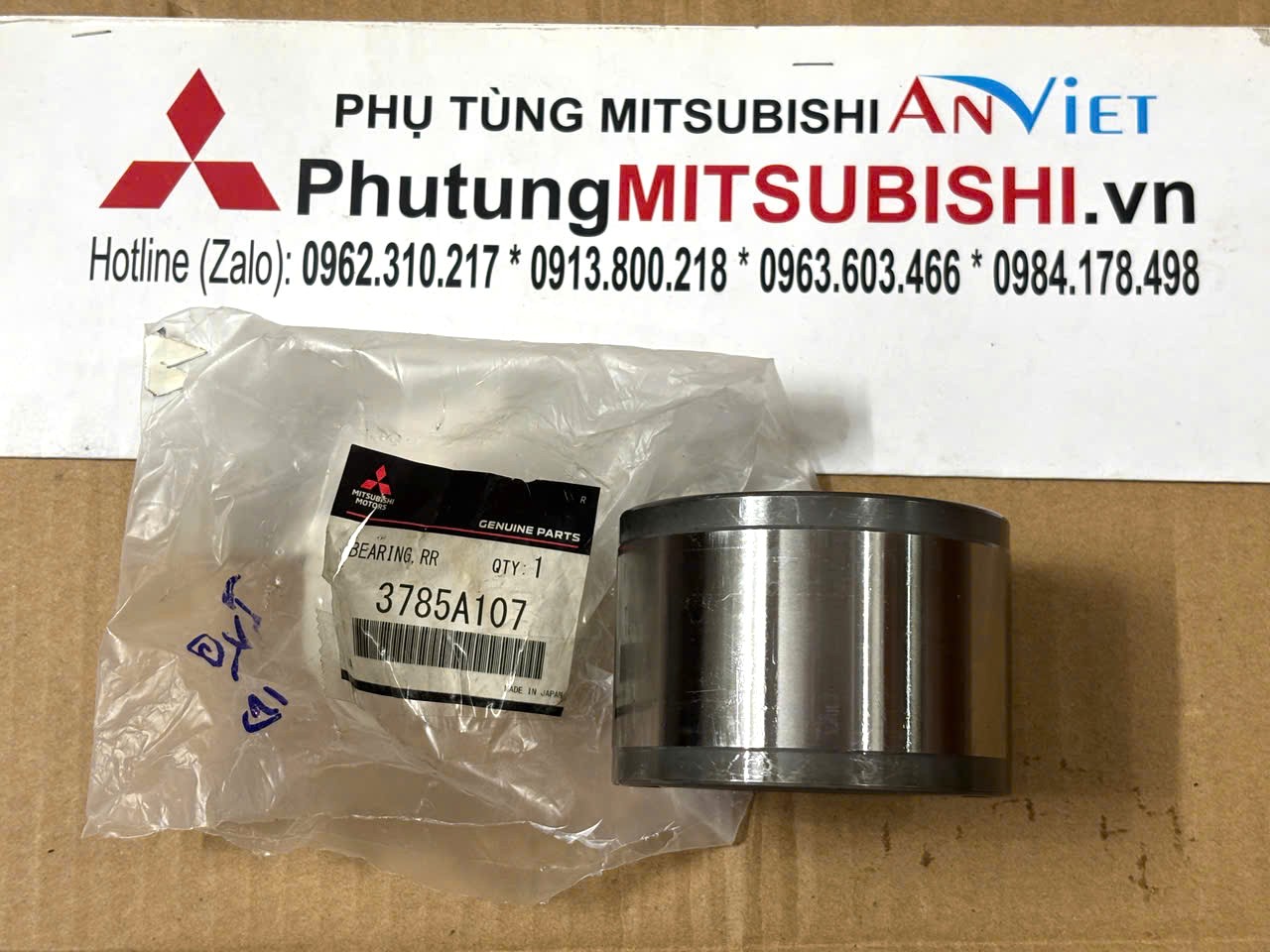 Bi láp sau xe Mitsubishi Triton 2024-2026 3785A107