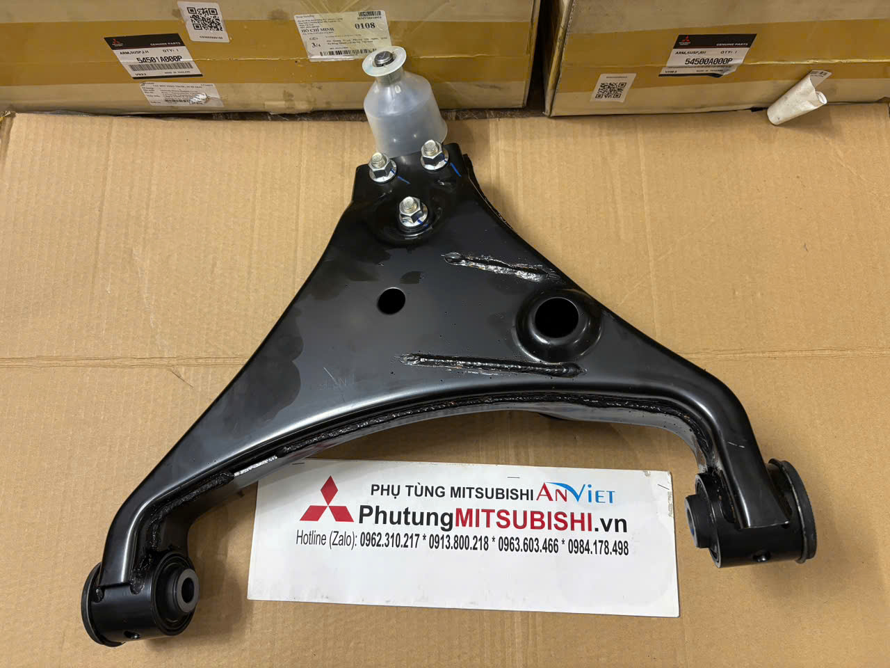 Càng A trước phía dưới Mitsubishi Triton 2024-2026 54500A000P 54501A000P