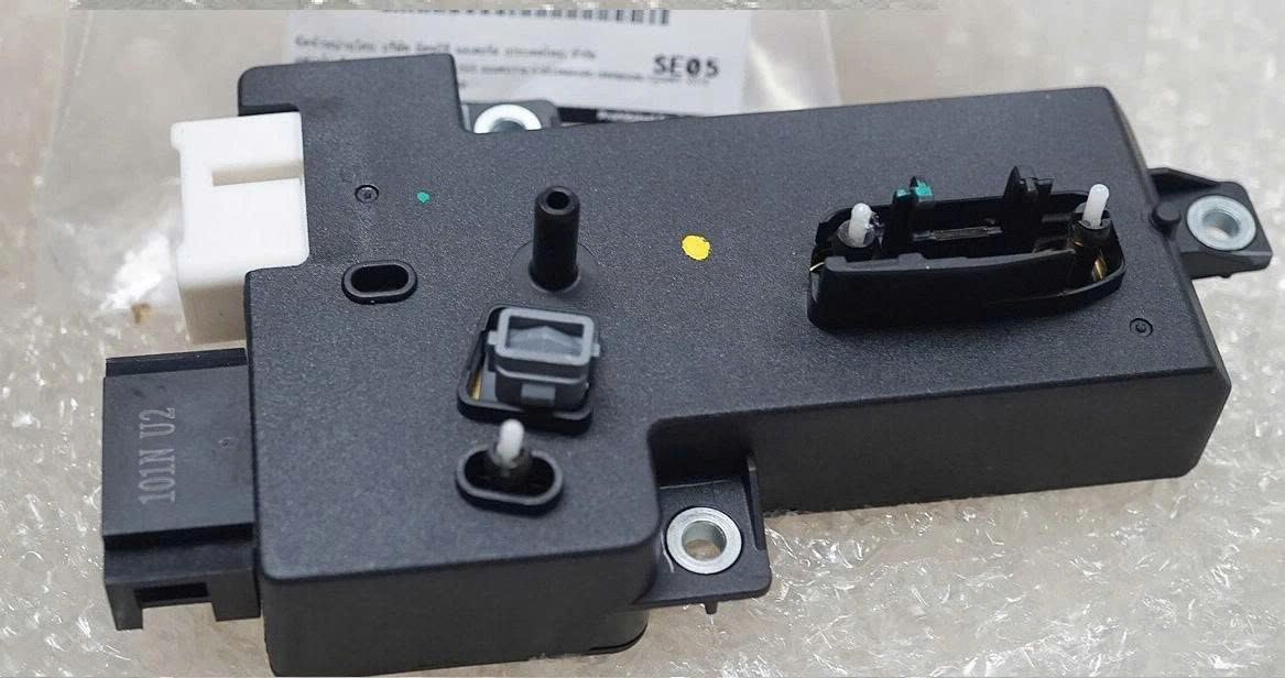 Công tắc chỉnh điều khiển ghế  Xe Mitsubishi Triton,Xe Mitsubishi Pajero Sport 6922A115 6922A114 6940A160XA 6940A160yA 6940A161XA 6940A161yA 