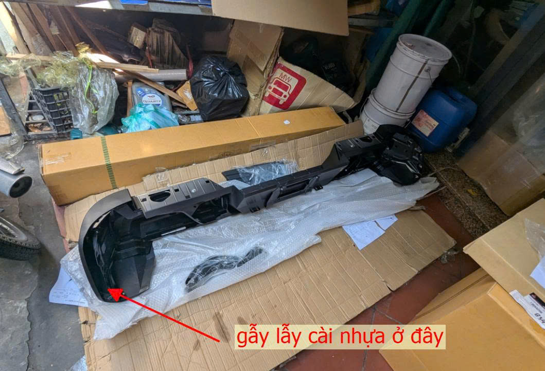 Cản sau Mitsubishi Triton 2024 2025 BẢN Premium và GLX thanhly-KX-C-092-85010A040P 85010A040 85010A050P Hàng Thanh lý