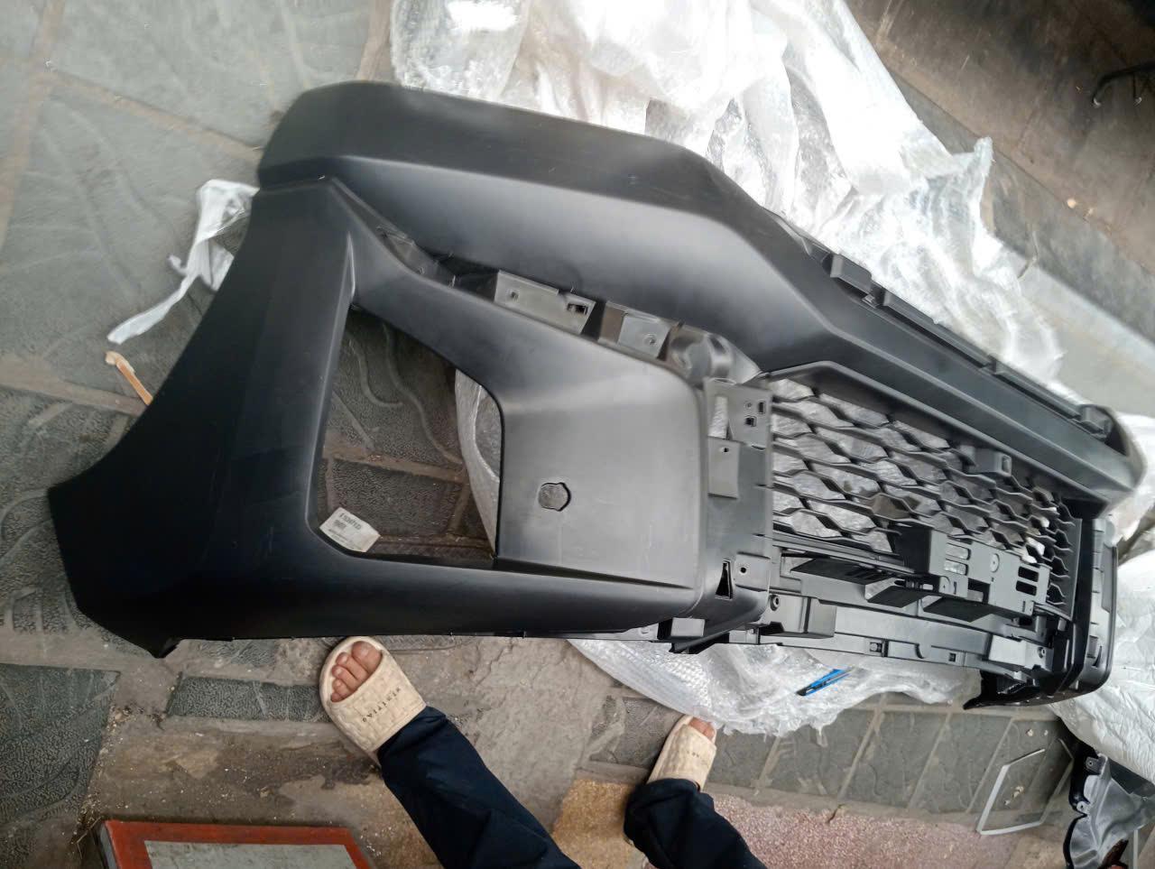 Cản trước liền lưới thoáng gió Mitsubishi Triton 2019 - 2021 2023