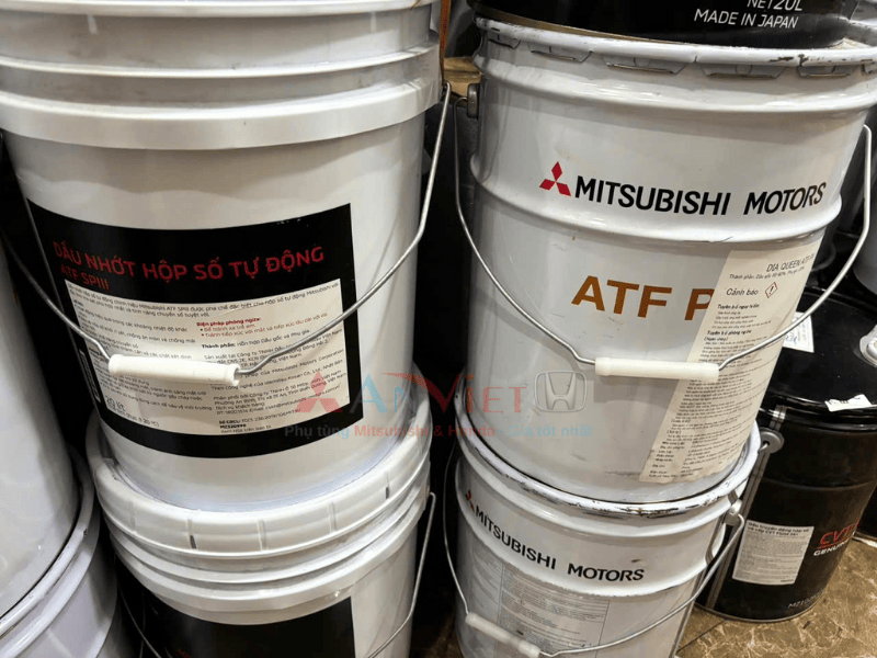 Mua Dầu hộp số xe Mitsubishi Triton Chính Hãng Ở Đâu Uy Tín?