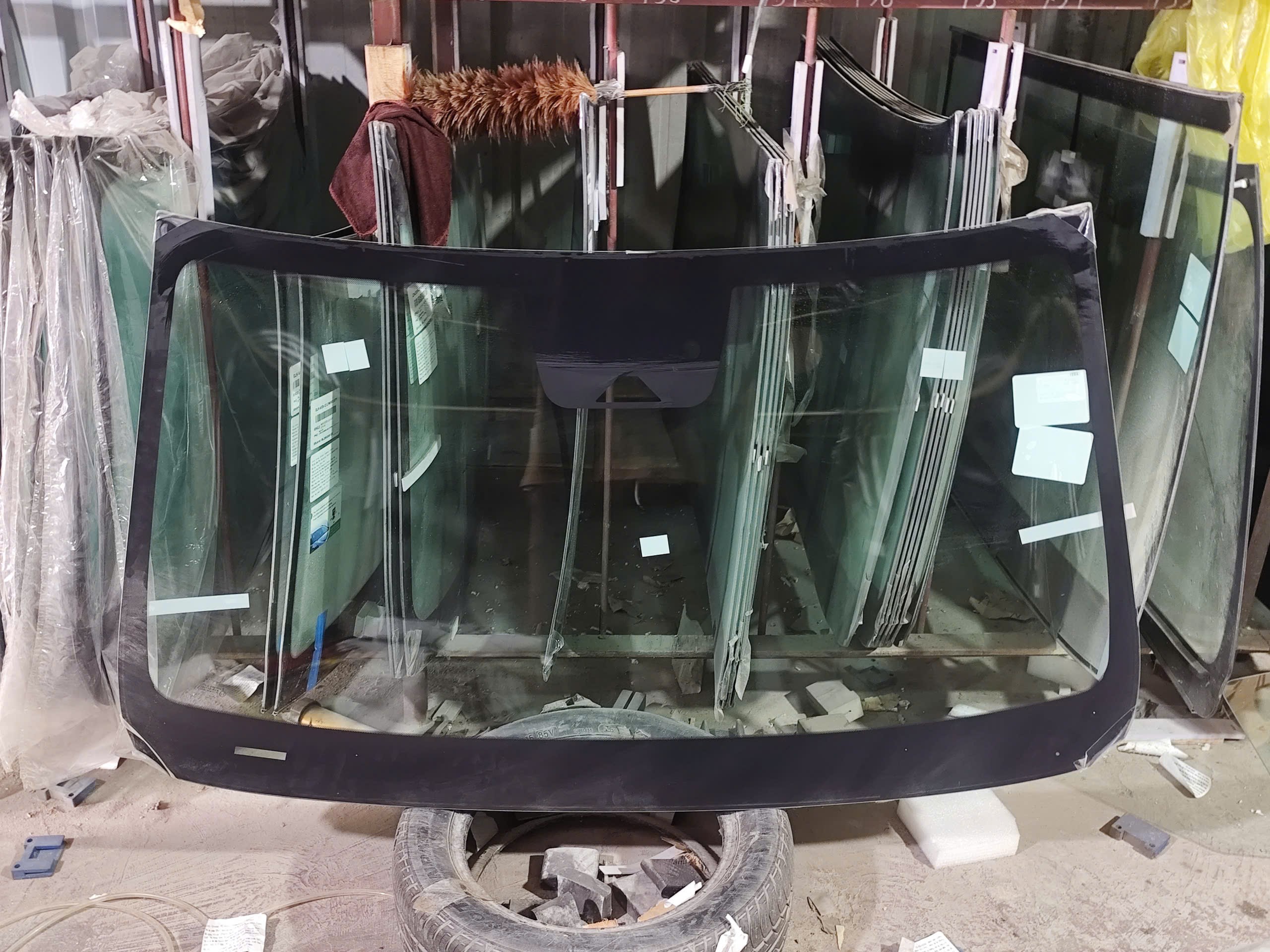 Kính chắn gió trước Xe Mitsubishi Triton 2023-2026  72700A150P 72700A160P 72700A170P 