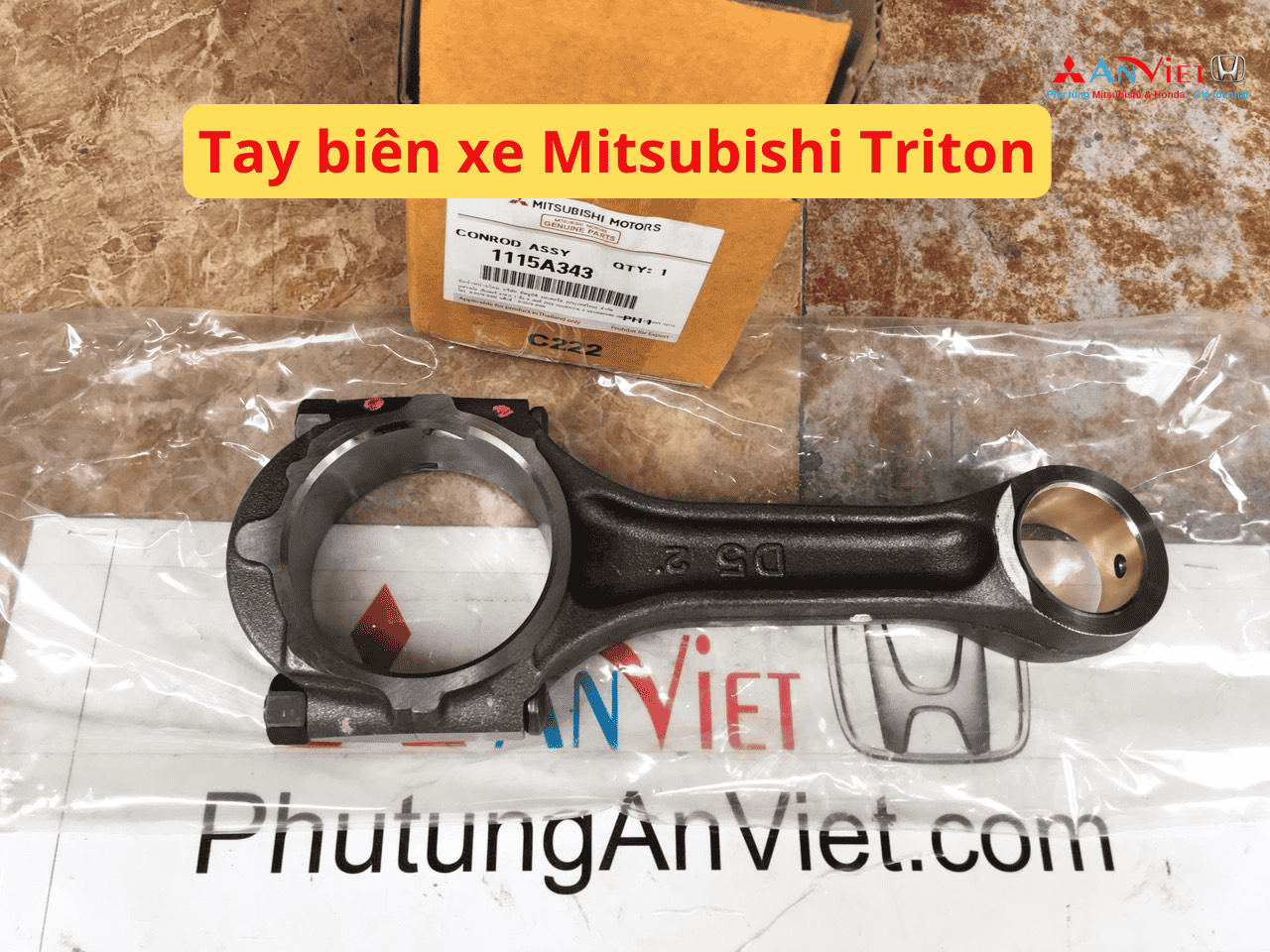 Tay biên xe Mitsubishi Triton