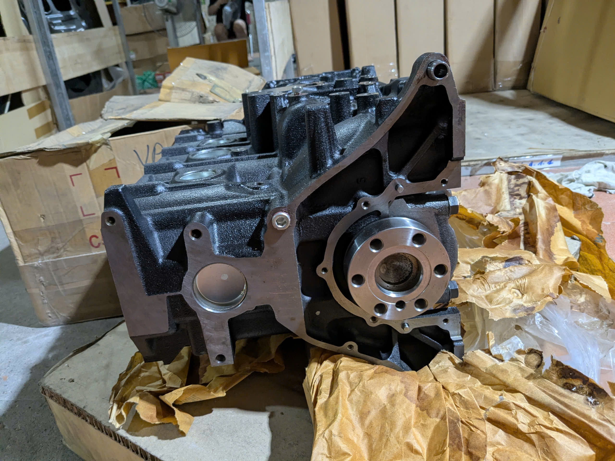 Thân lốc máy động cơ 2.5 4d56U Xe Mitsubishi Triton 2008-2018, Pajero Sport 2010-2018 , gồm lốc máy, trục khuỷu (cơ), Piston  xéc măng . . . 1000A400 1050B247 1050A007 1050B382 1100A135 1100A027 1100A028 1110C313 1110C316 1000A400Q  1115A343 1115a035