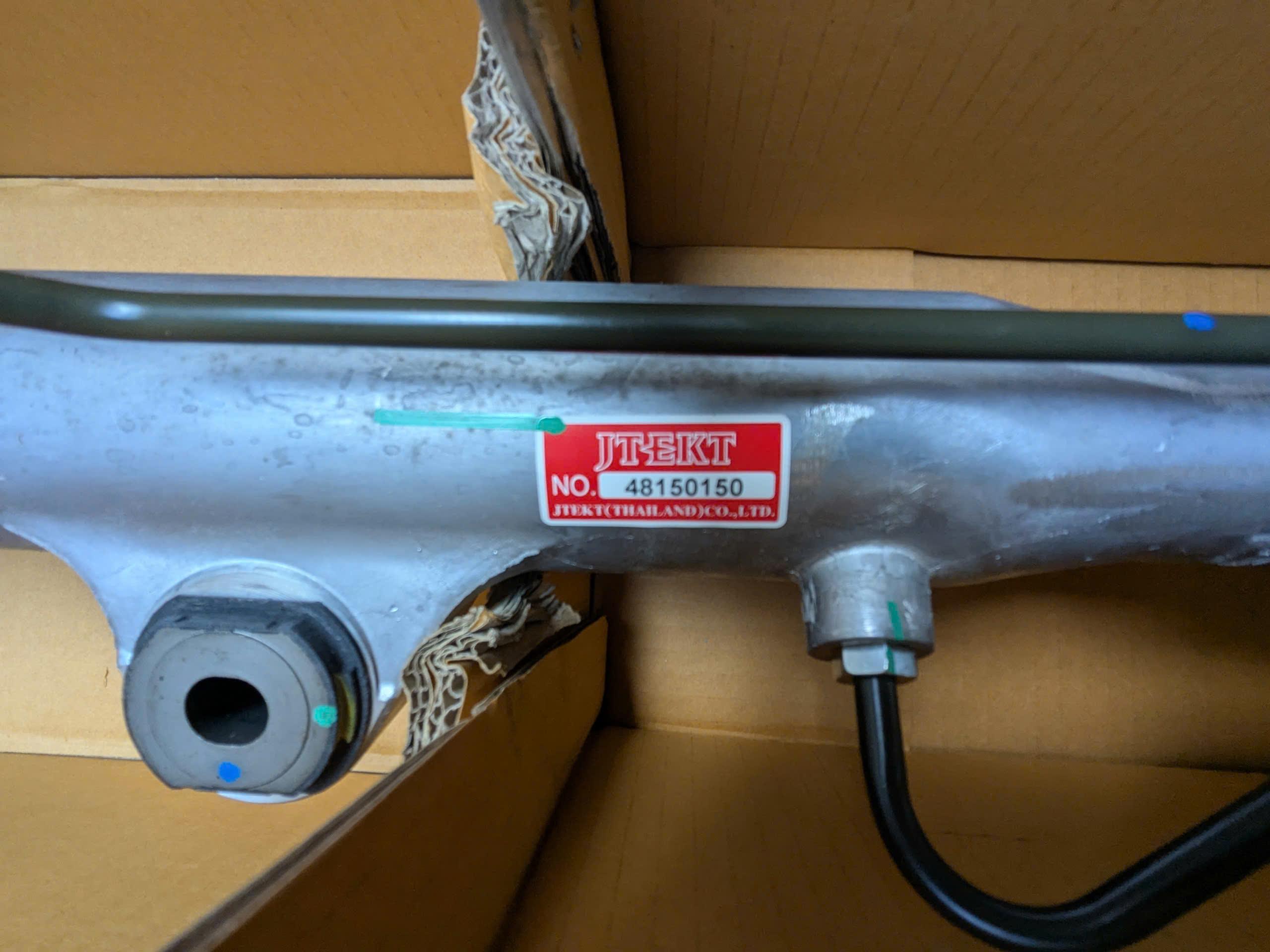 Thước lái xe Mitsubishi Triton 1 cầu 2024-2025