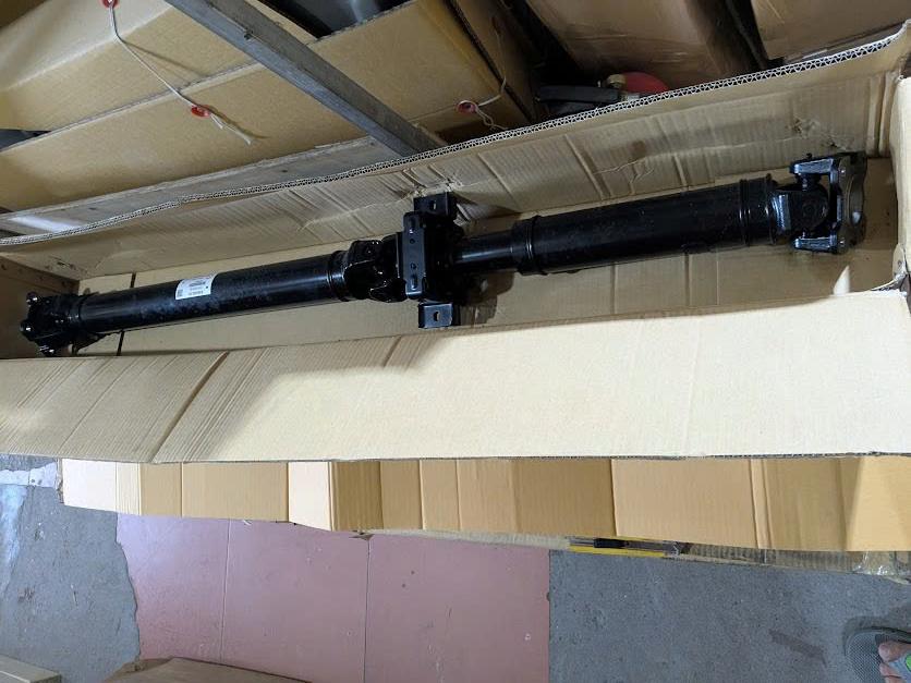 Trục các đăng cầu sau Mitsubishi Triton