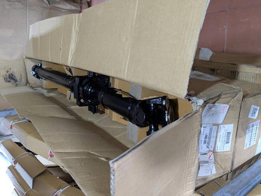 Trục các đăng cầu sau xe Mitsubishi Triton