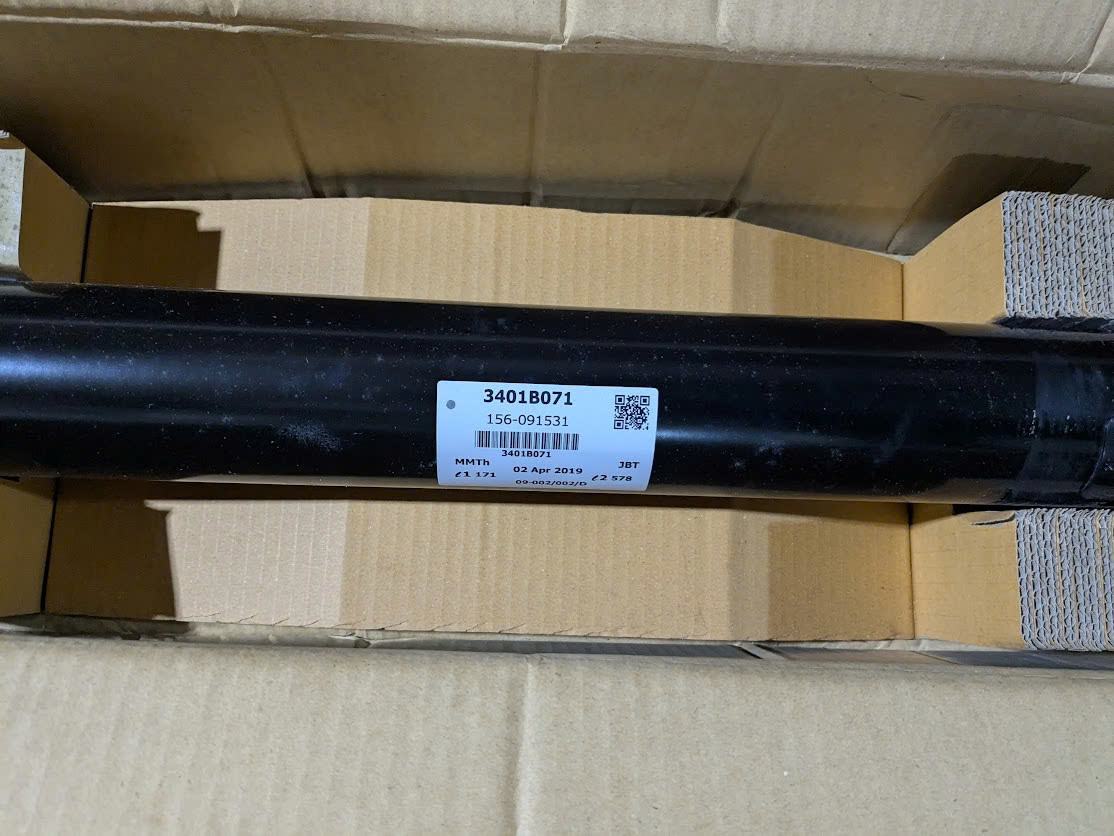 Trục các đăng cầu sau xe Mitsubishi Triton