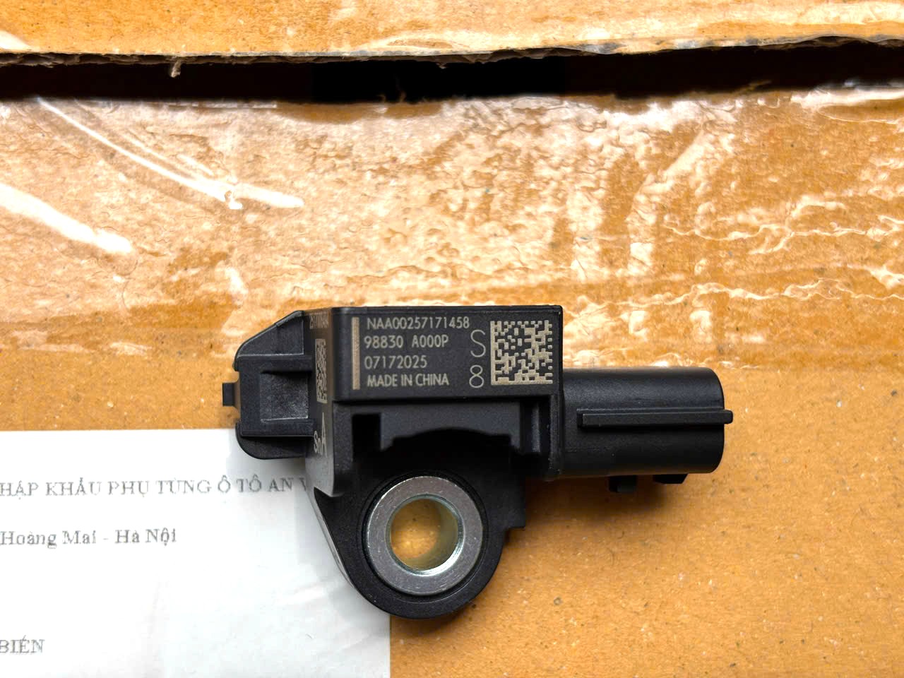 Cảm biến va chạm sườn xe Mitsubishi Triton 2024-2025-2026-2027