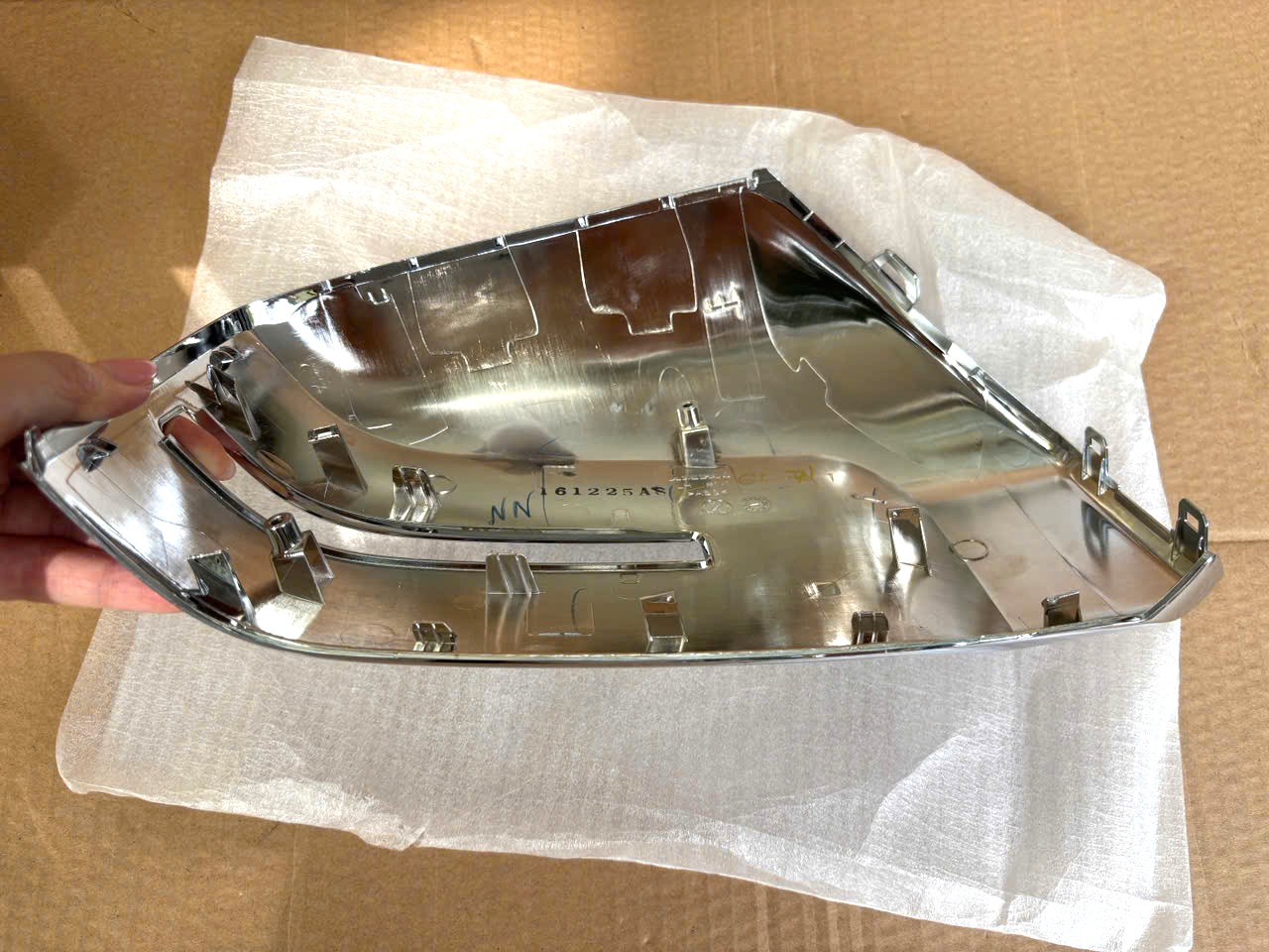 Ốp gương, Gáo gương Mitsubishi Triton 2024-2027 96373A020P 96374A020P