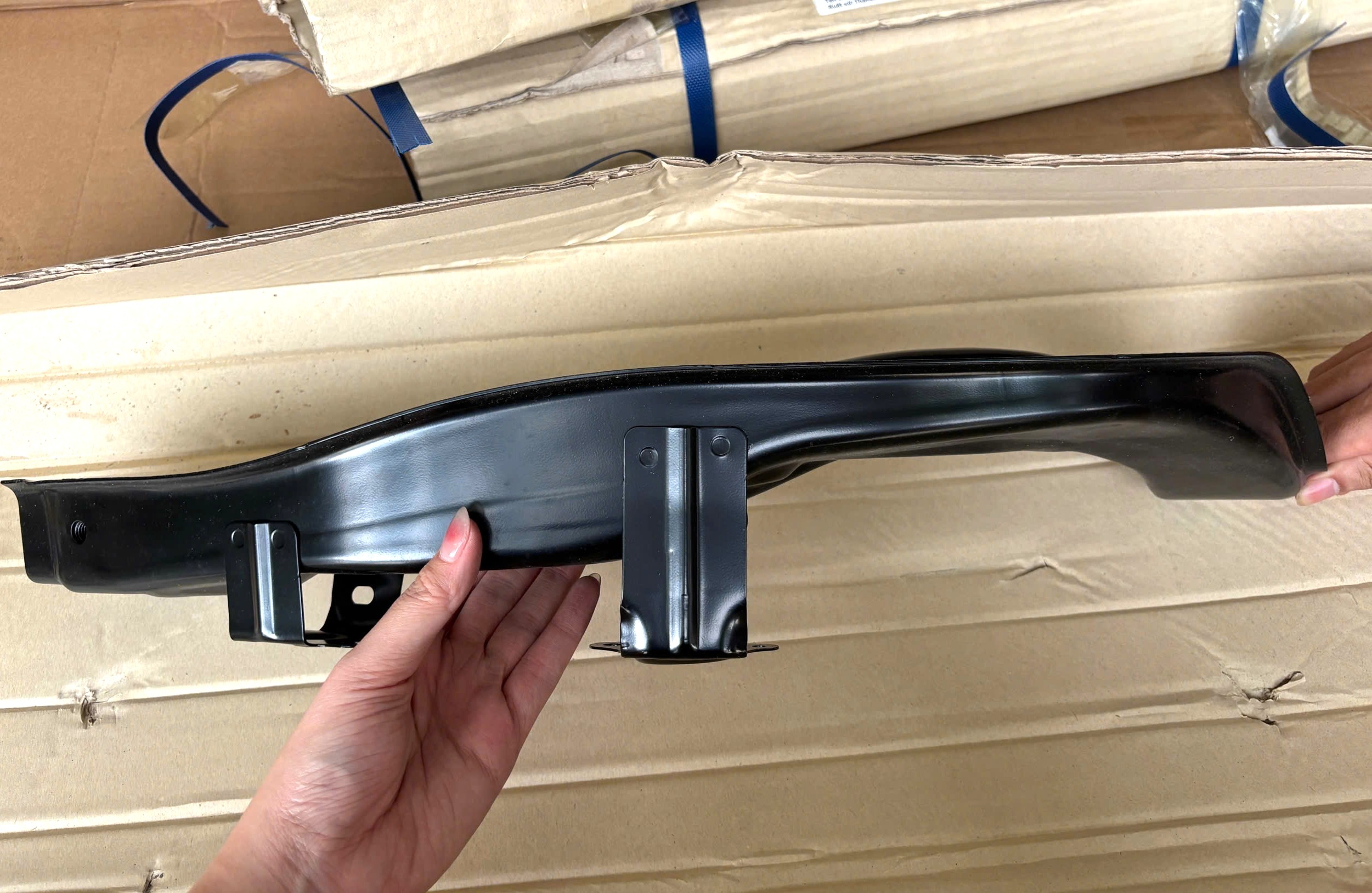Xương ngang đầu xe Mitsubishi Triton 2024-2027 62511A010P