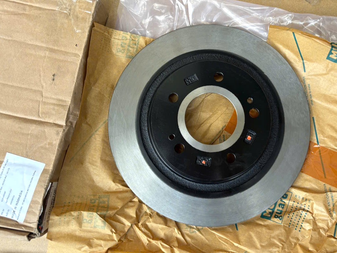 Đĩa phanh, Đĩa thắng sau xe Mitsubishi Destinator DST