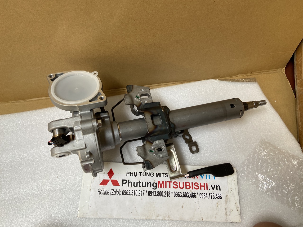 Cột lái, cọc lái, trục lái không bao gồm mô tơ xe Mitsubishi Xforce 48810B010P