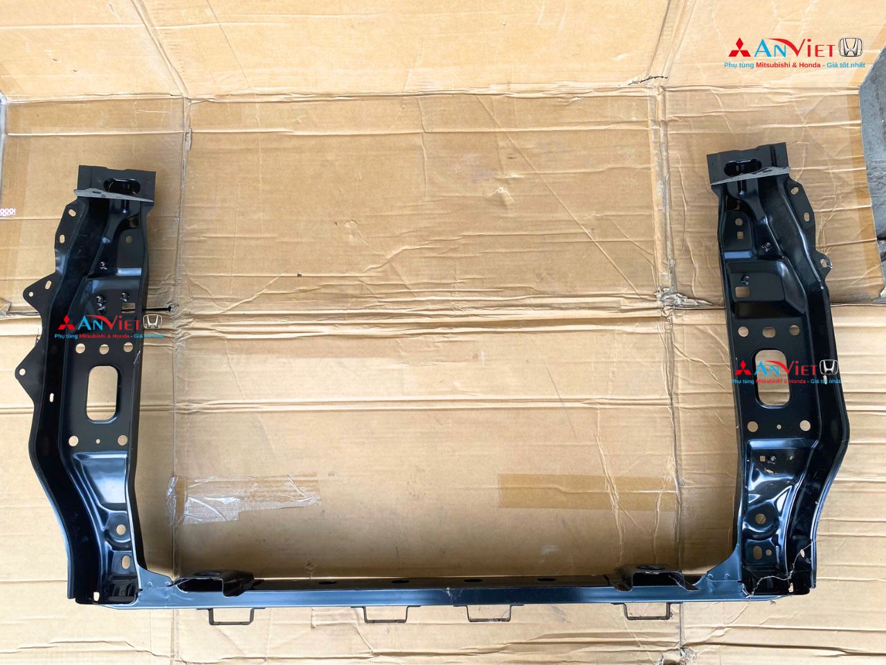 Cụm khung xương đầu xe Mitsubishi XForce 62530B040P