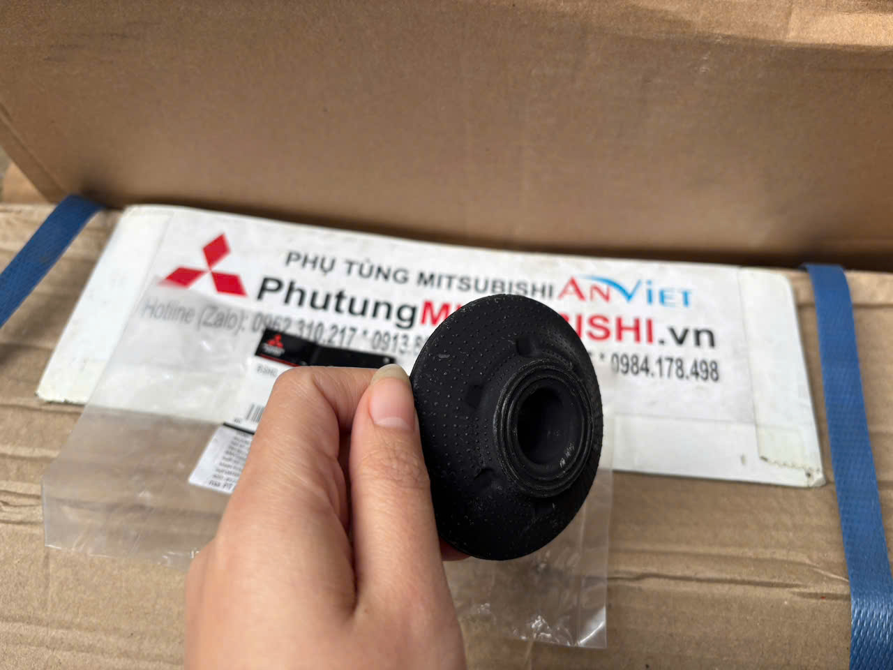 Cao su bắt đầu giảm x&oacute;c sau Mitsubishi Destinator DST