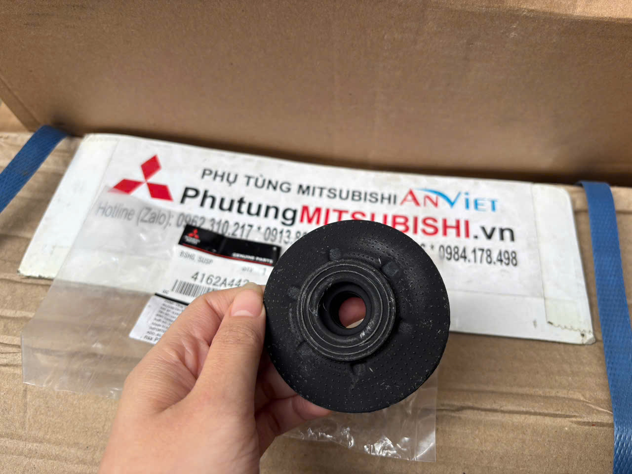 Cao su bắt đầu giảm x&oacute;c sau Mitsubishi Destinator DST