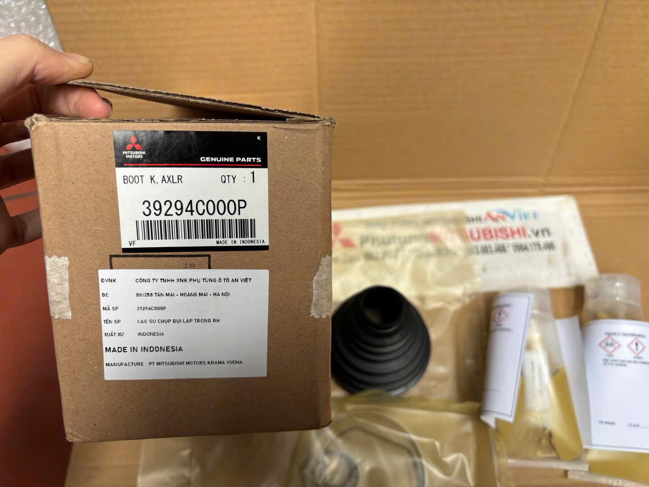 Cao su chụp bụi láp trong Mitsubishi Destinator DST 39294C000P 39295C000P