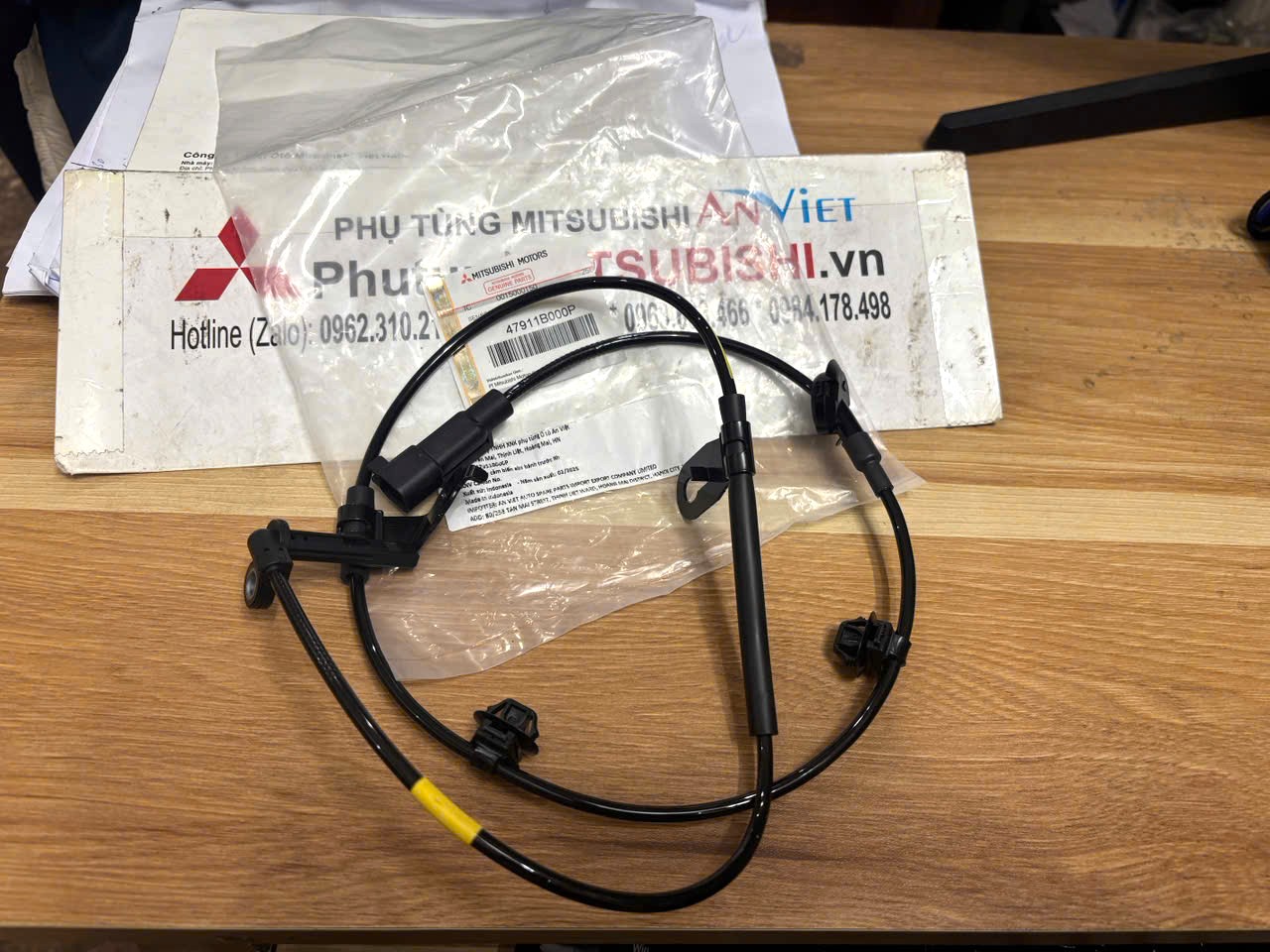 Dây cảm biến ABS bánh trước xe Mitsubishi Xforce 47911B000P 47910B000P