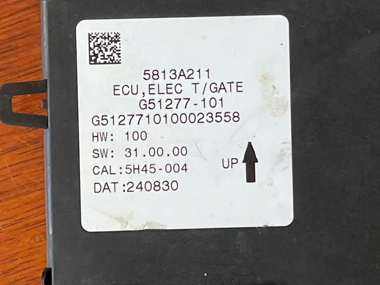 Hộp điều khiển cửa Mitsubishi Xforcer 2024- 2026, hộp điều khiển đóng mở cửa hậu cốp Xforcer 5813A211