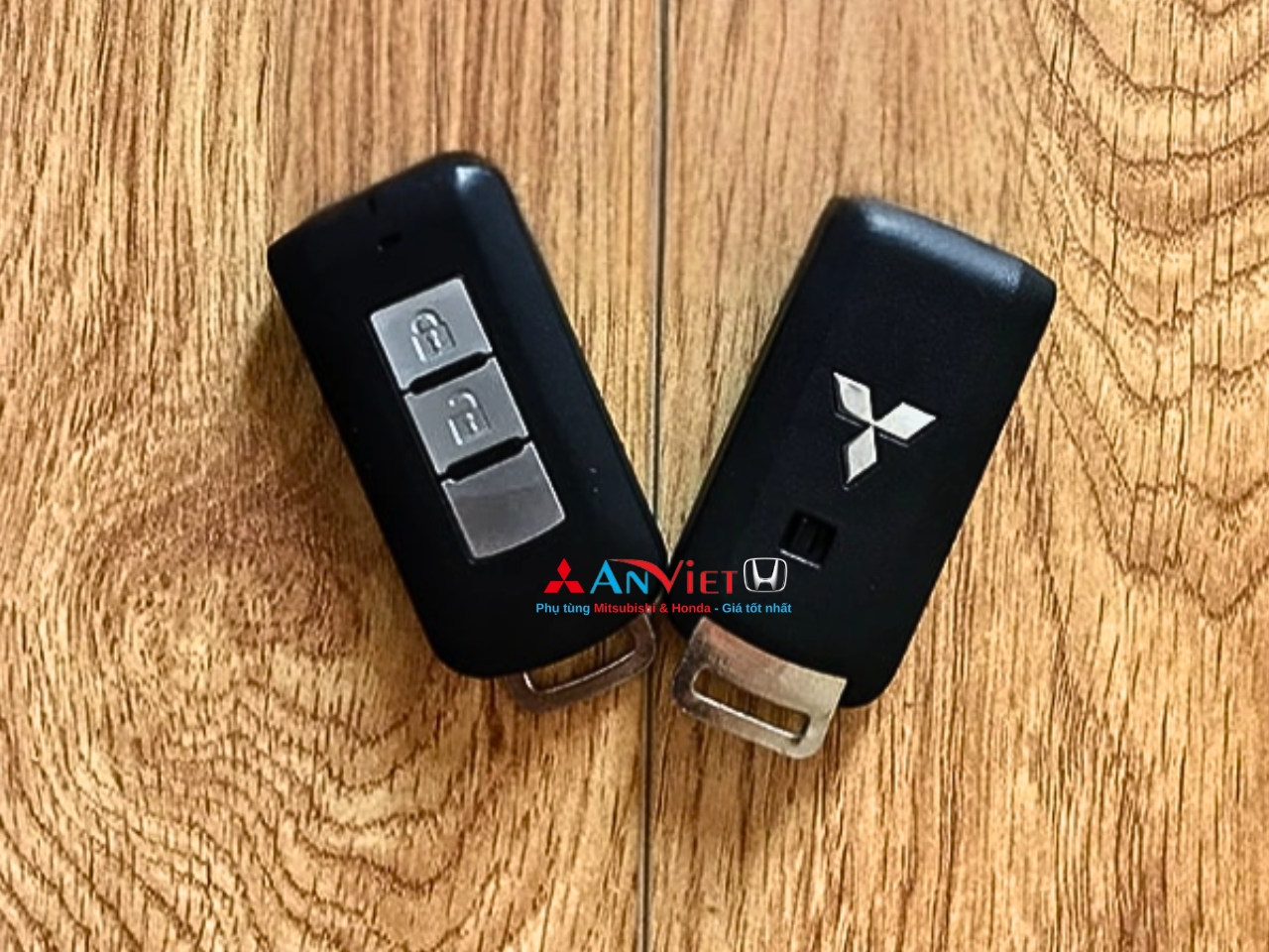 Khóa bấm điều khiển từ xa smart, Remote xe Mitsubishi XForce 285E3W000P