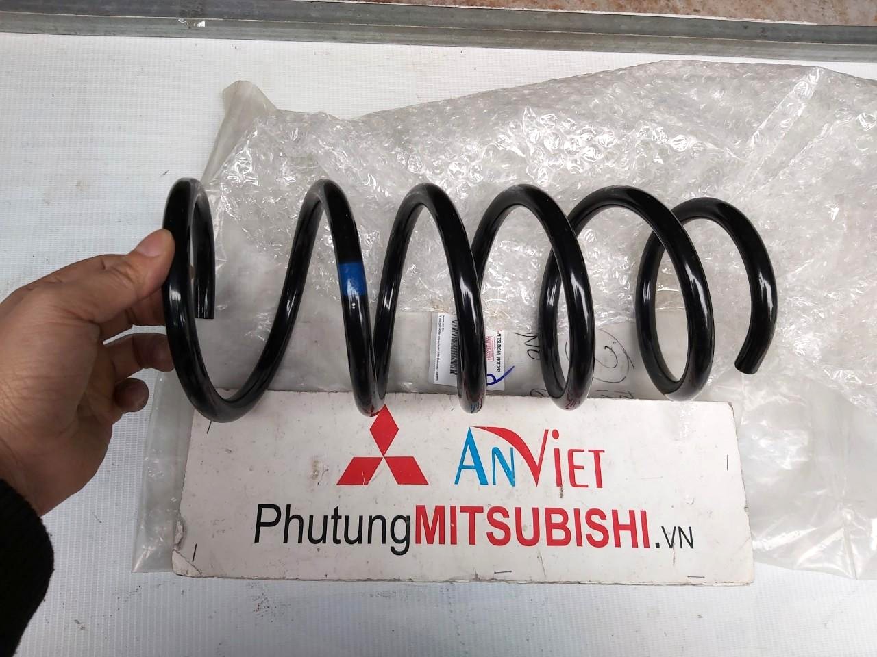 Lò Xo Giảm Xóc Trước xe Mitsubishi Xforce 54010B000P