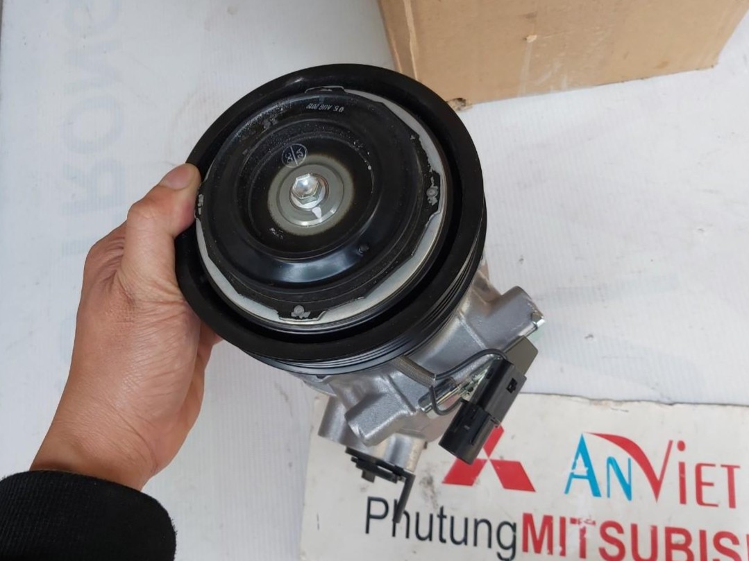 Lốc lạnh, Lốc điều hòa xe Mitsubishi XForce 7813B173