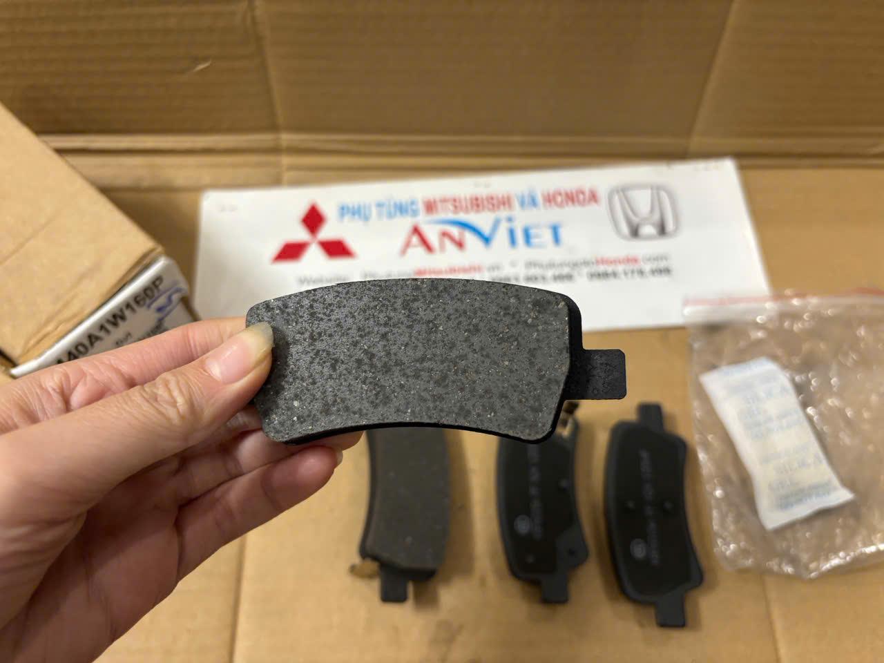 Má phanh sau, Bố thắng sau xe Mitsubishi XForce và Destinator 440A1W160P