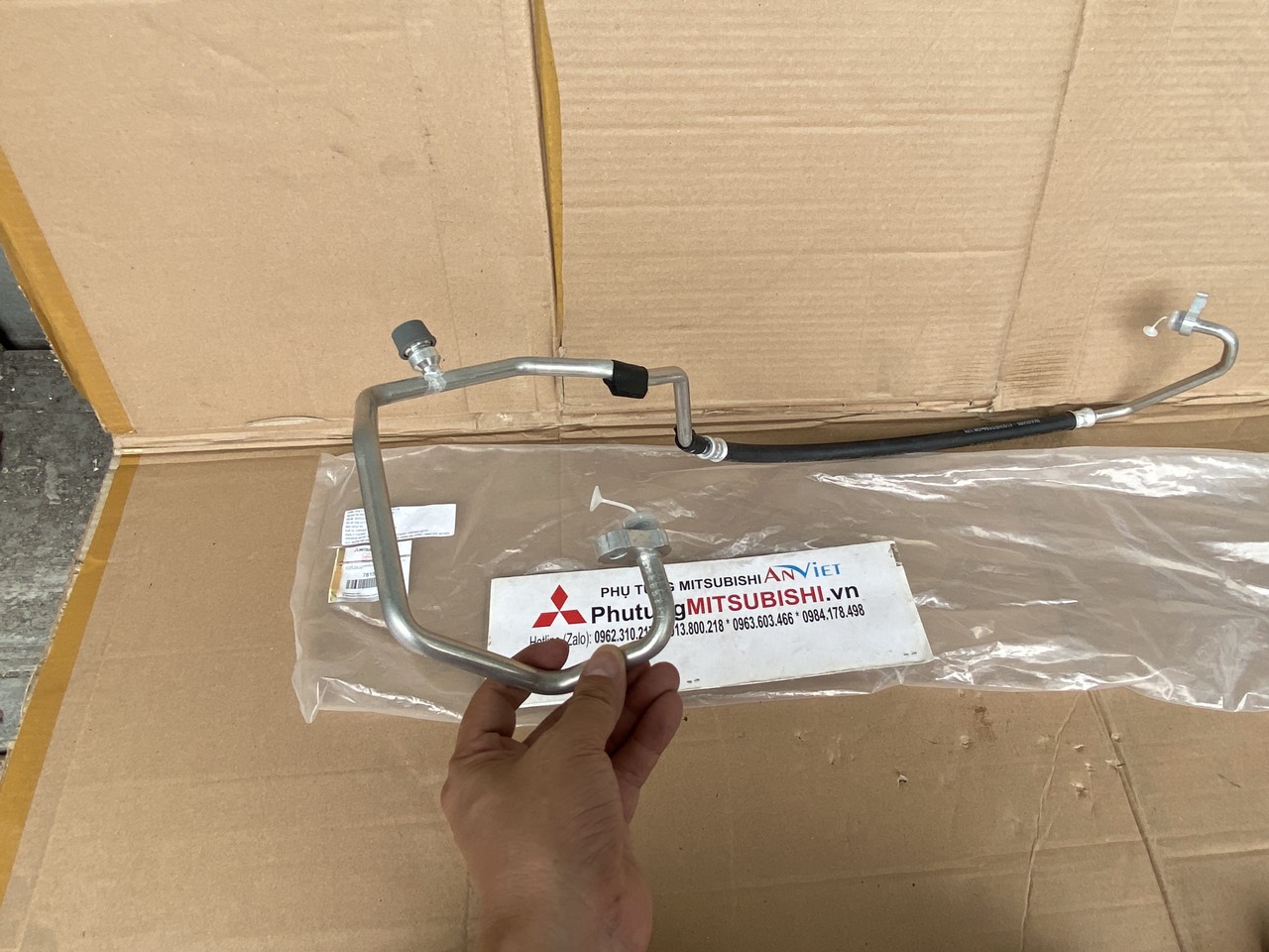 Ống tuy ô cao áp điều hòa Mitsubishi XForce 7815C319