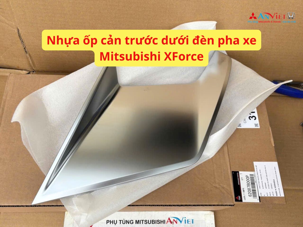 Nhựa ốp cản trước dưới đèn pha xe Mitsubishi XForce 62087B000P 62086B000P