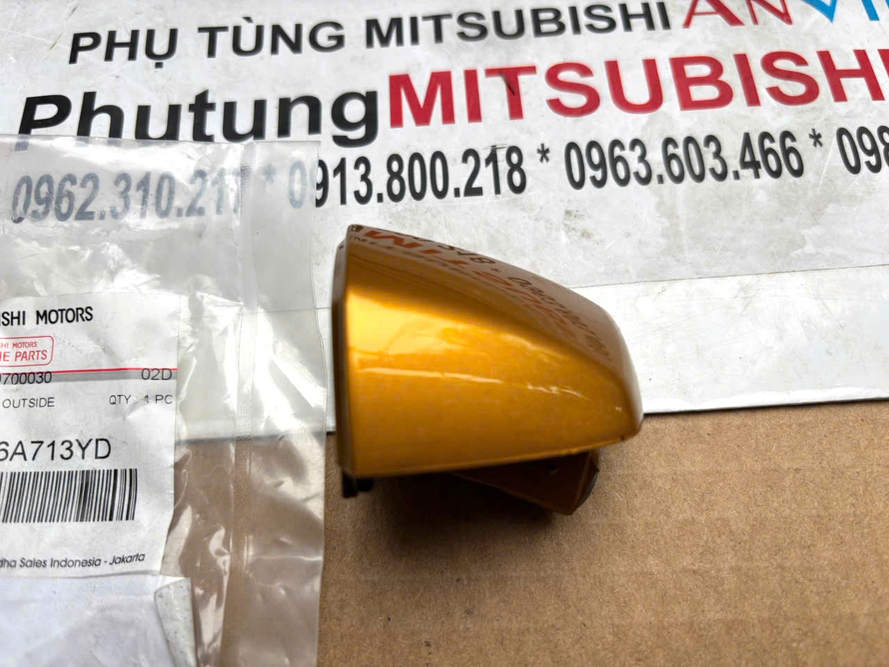 Ốp đậy ổ kh&oacute;a, Tay mở c&aacute;nh cửa sau ngo&agrave;i - đoạn đu&ocirc;i ngắn Mitsubishi XForce 5716A713YD 5716A714YD