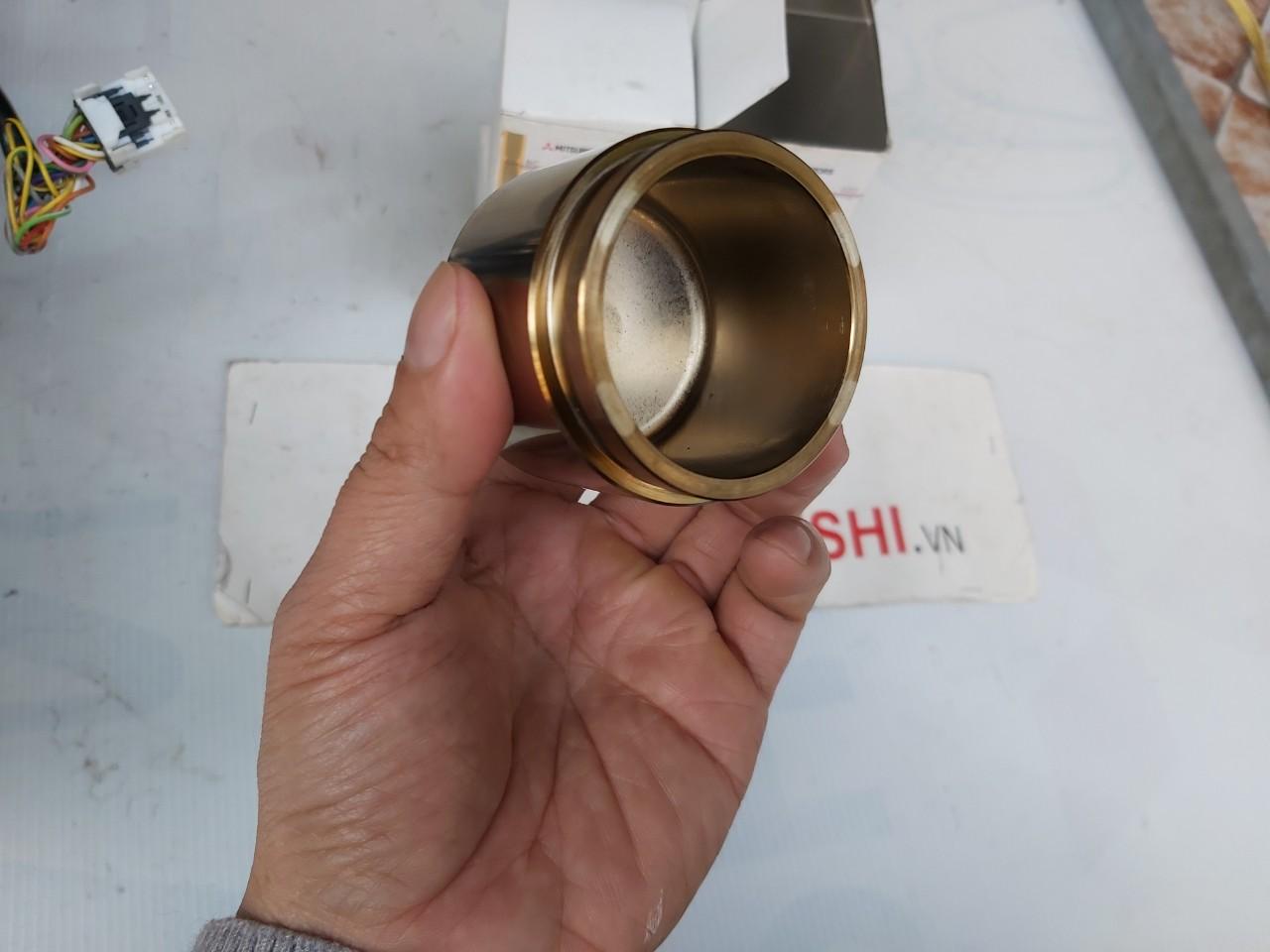 Piston phanh trước xe Mitsubishi Xforce 4605B754