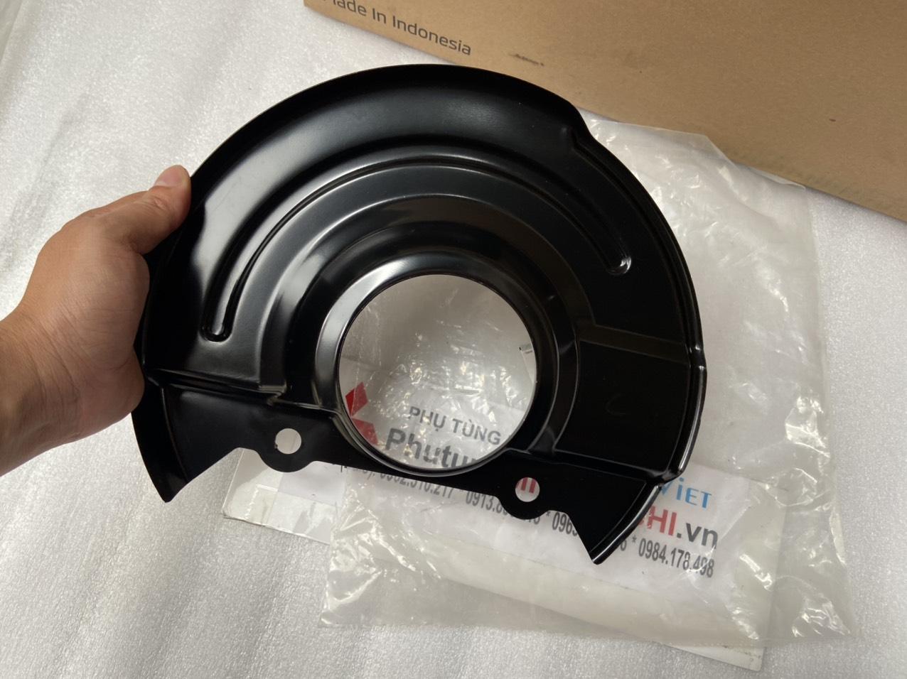 Tấm thép che đĩa phanh trước trái phải LH RH xe Mitsubishi Xforce 4605B231, 4605B232