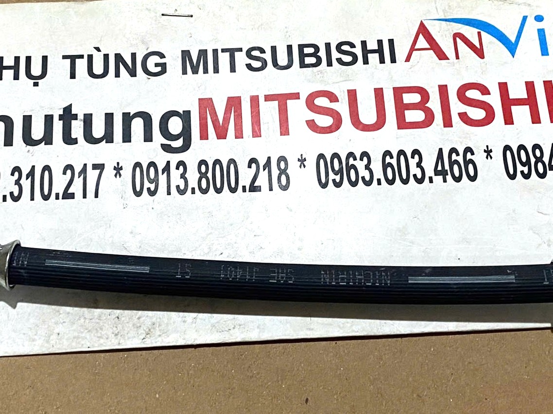Tuy &ocirc;, cao su v&agrave;o phanh b&aacute;nh sau xe Mitsubishi Destinator DST