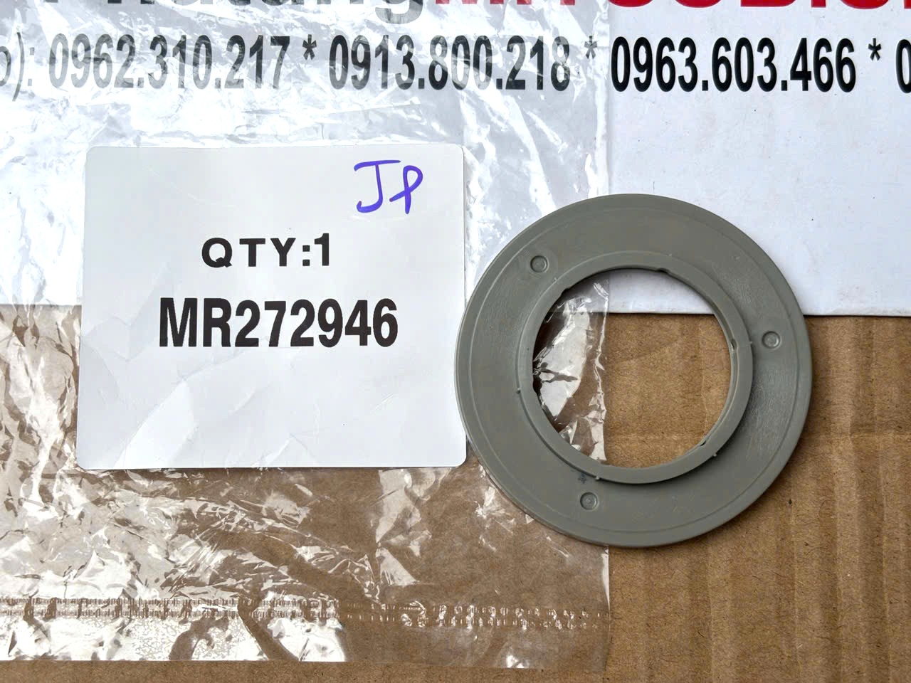 Bi bát bèo giảm xóc trước Mitsubishi Destinator DST MR272946