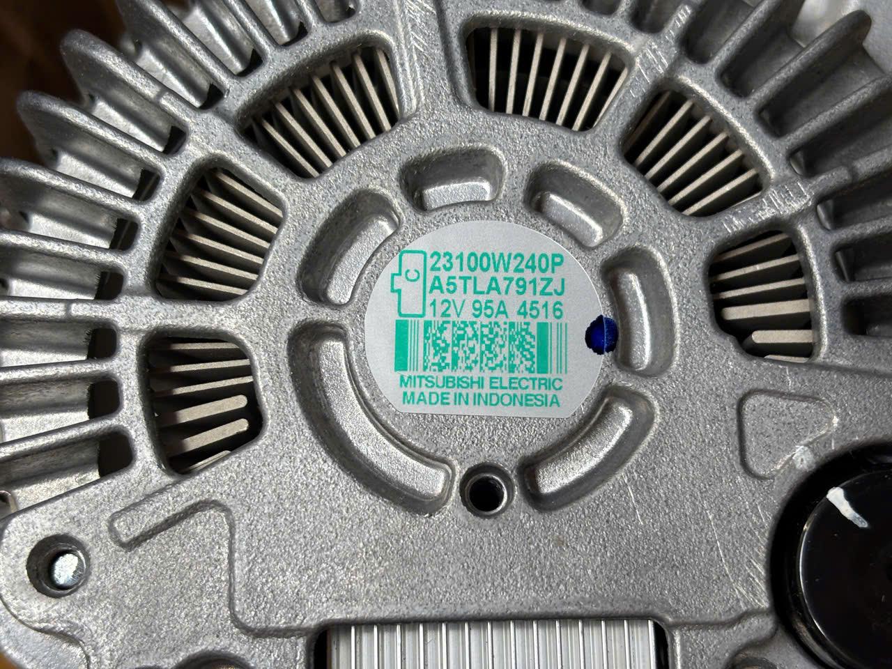 Máy phát điện Mitsubishi XForce 23100w240P