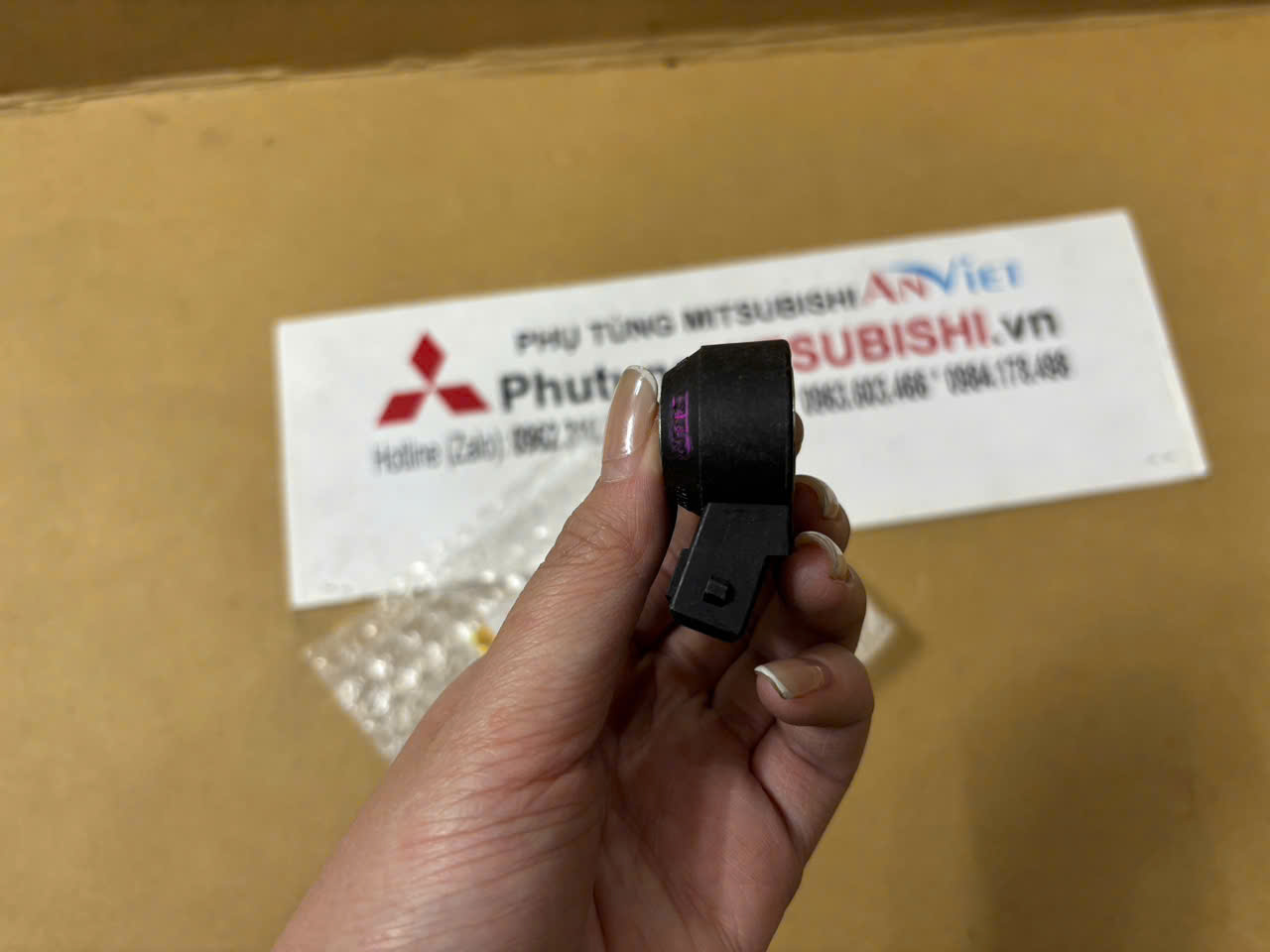 Cảm biến kích nổ, Cảm biến tiếng gõ động cơ xe Mitsubishi Xforce