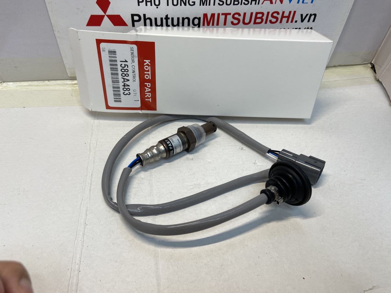 Cảm biến oxy (Oxi), Cảm biến khí xả xe Mitsubishi Xforce không mũ