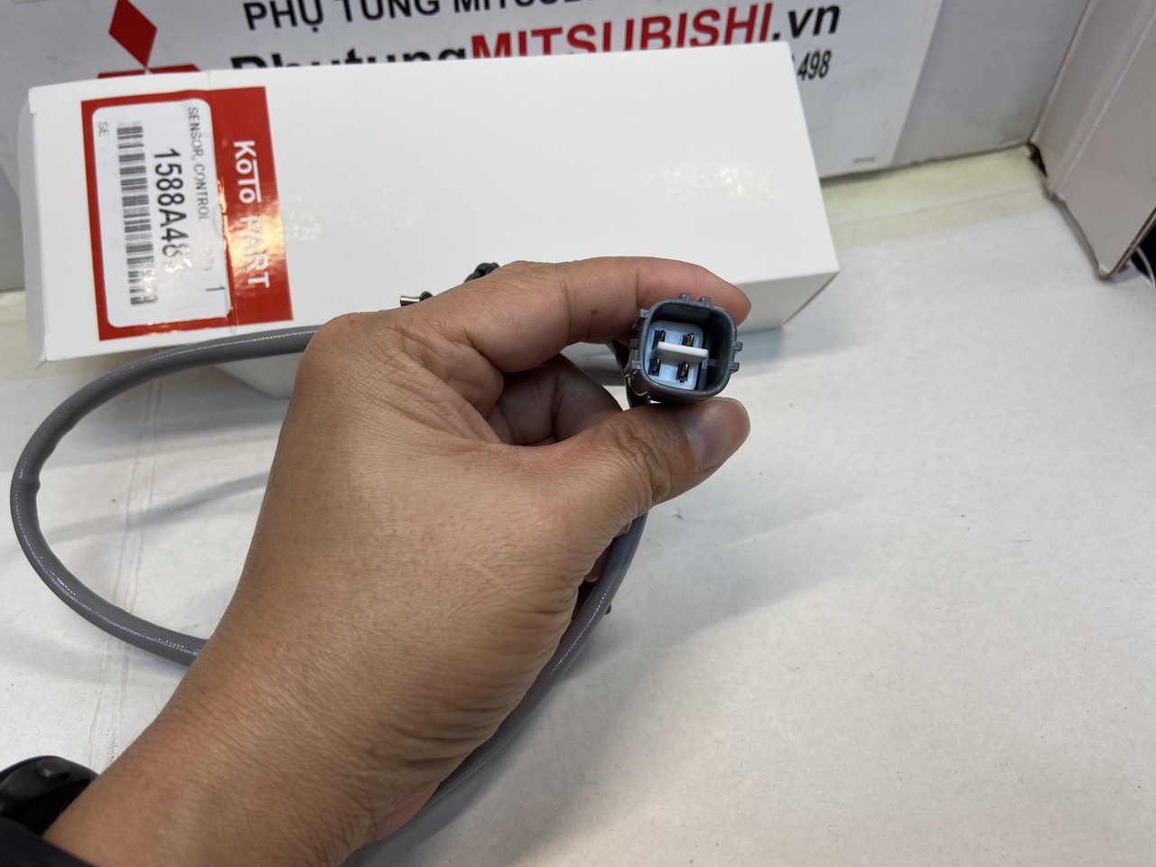 Cảm biến oxy (Oxi), Cảm biến khí xả xe Mitsubishi Xforce không mũ