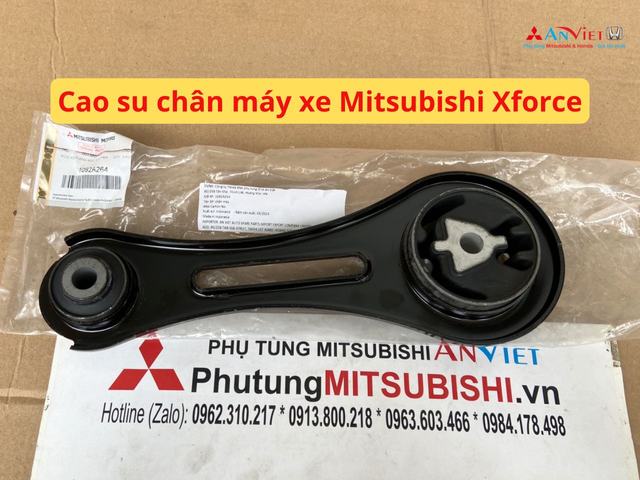 Cao su chân máy xe Mitsubishi Xforce