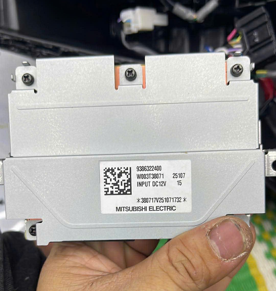 Hộp ba lát điều khiển đèn pha Lh Rh xe Mitsubishi Xforce