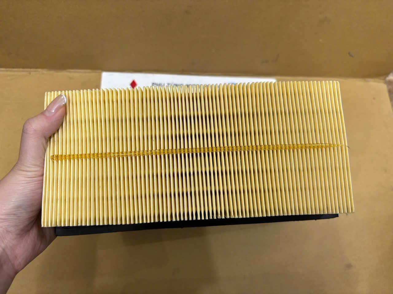 Lọc gió động cơ xe Mitsubishi Xforce