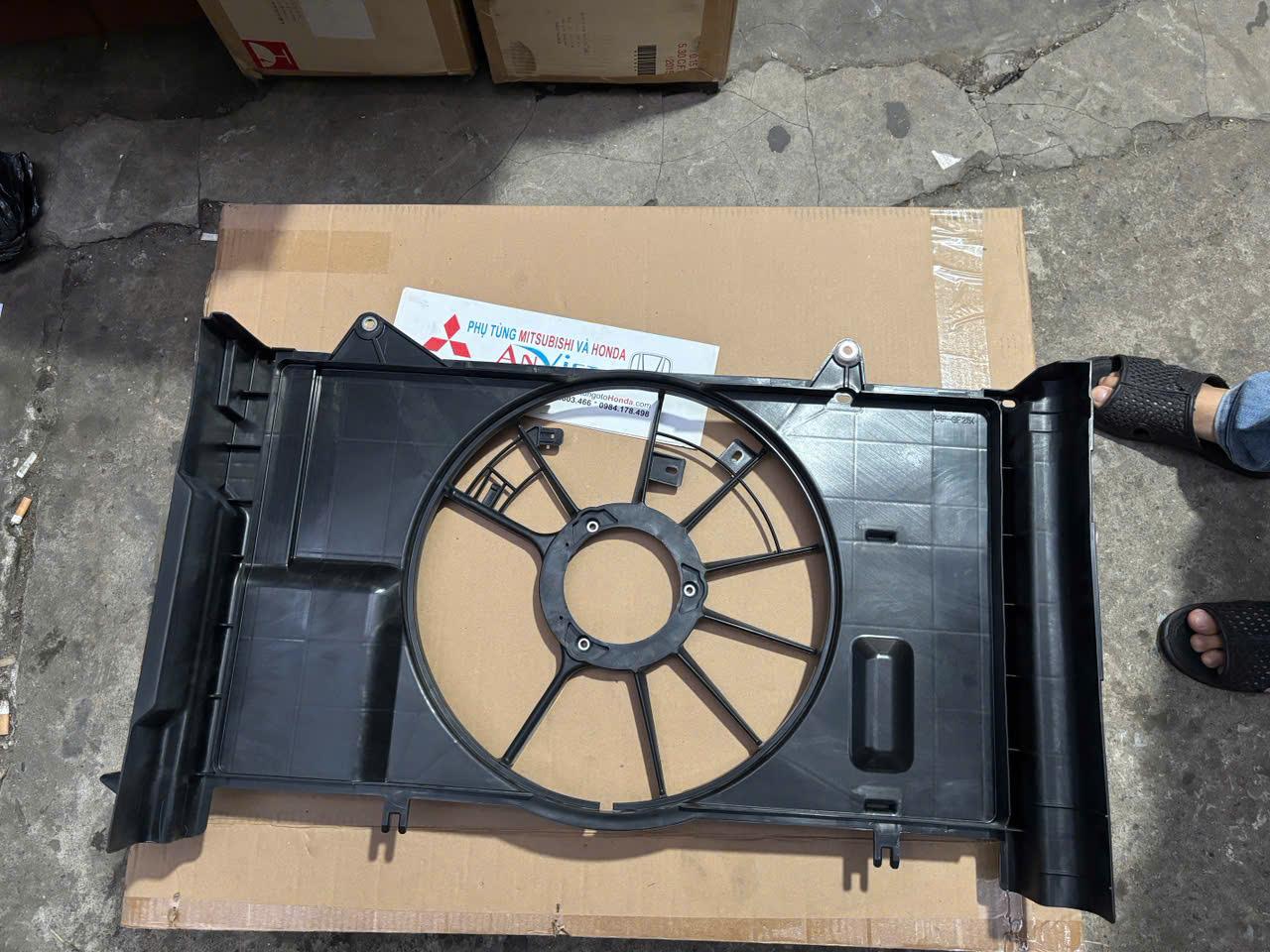 Lồng quạt két nước xe Mitsubishi Xforce