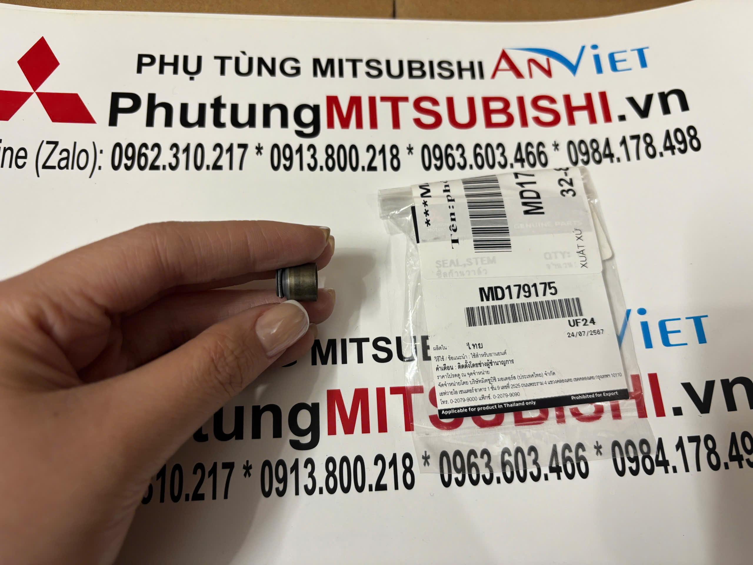 Phớt ghít xe Mitsubishi Xforce