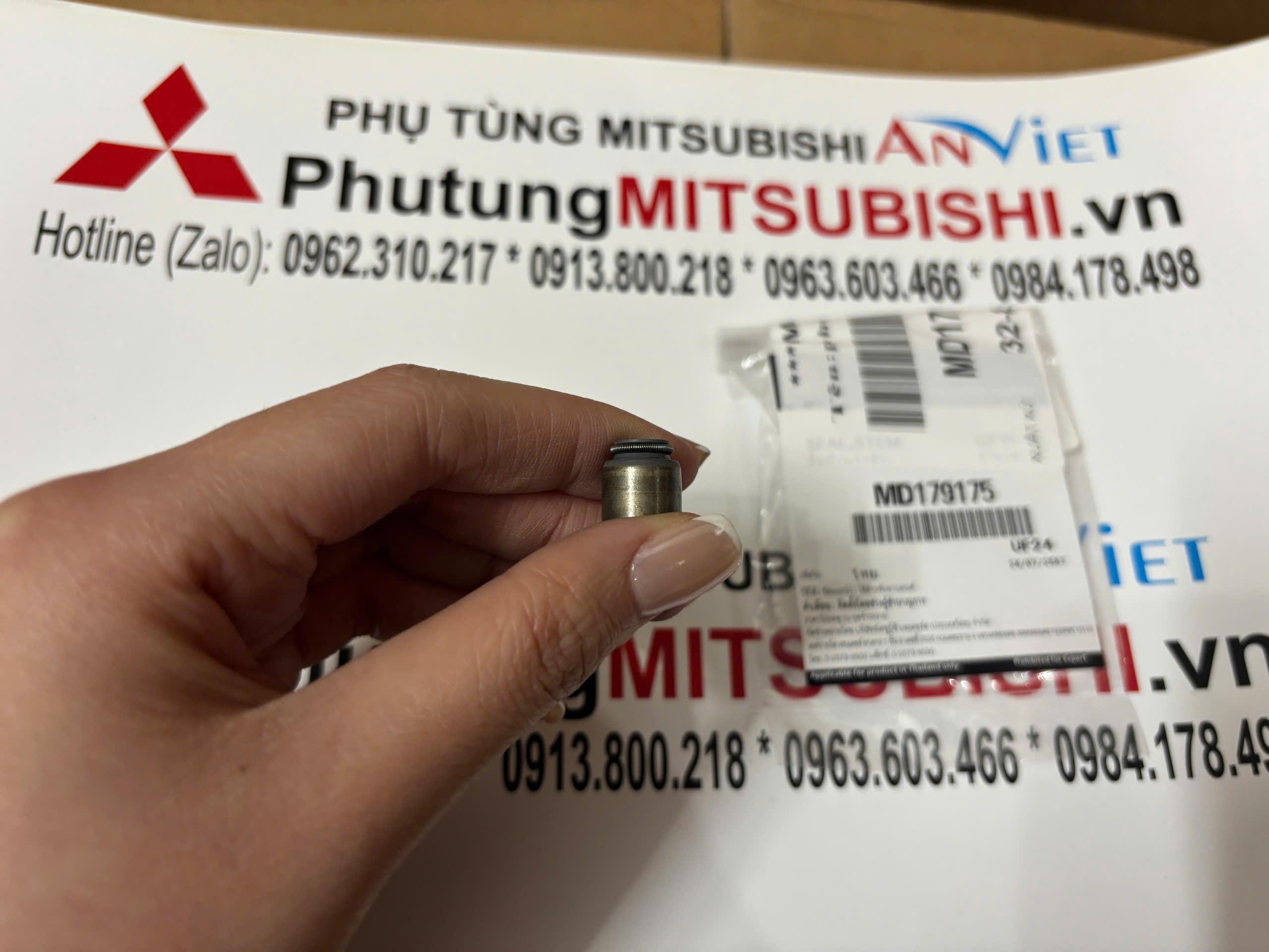 Phớt ghít xe Mitsubishi Xforce
